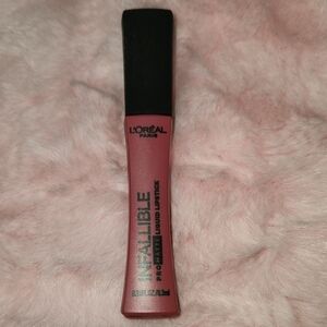 L'Oreal Infallible Pro Matte Liquid Lipstick - Soft Pink